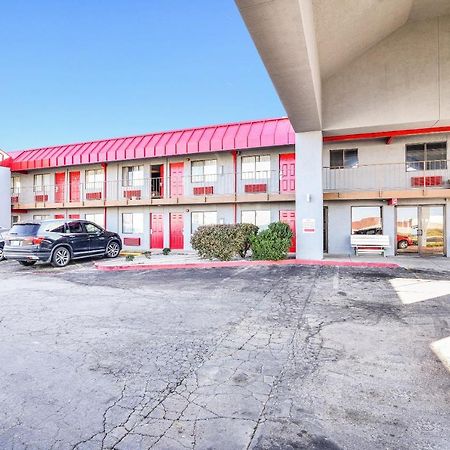 Americas Best Value Inn Amarillo Downtown Exterior foto
